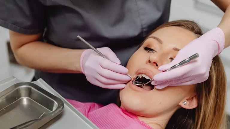 _fogmegtartokeelesek